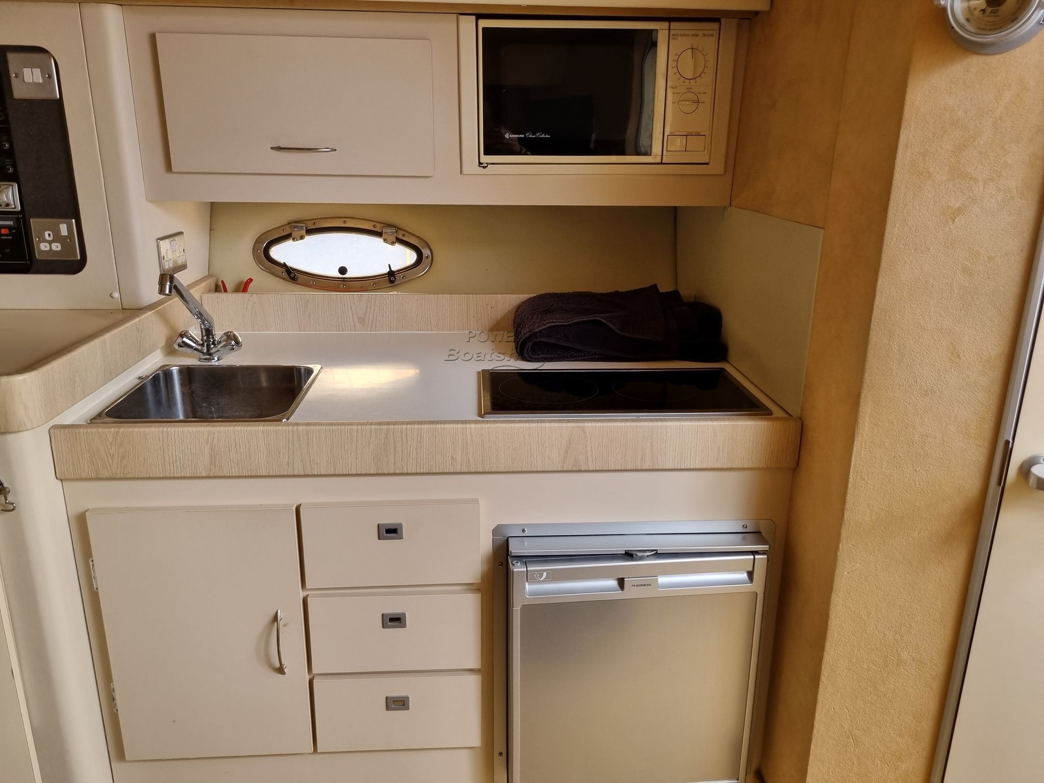 Sunseeker Martinique 36