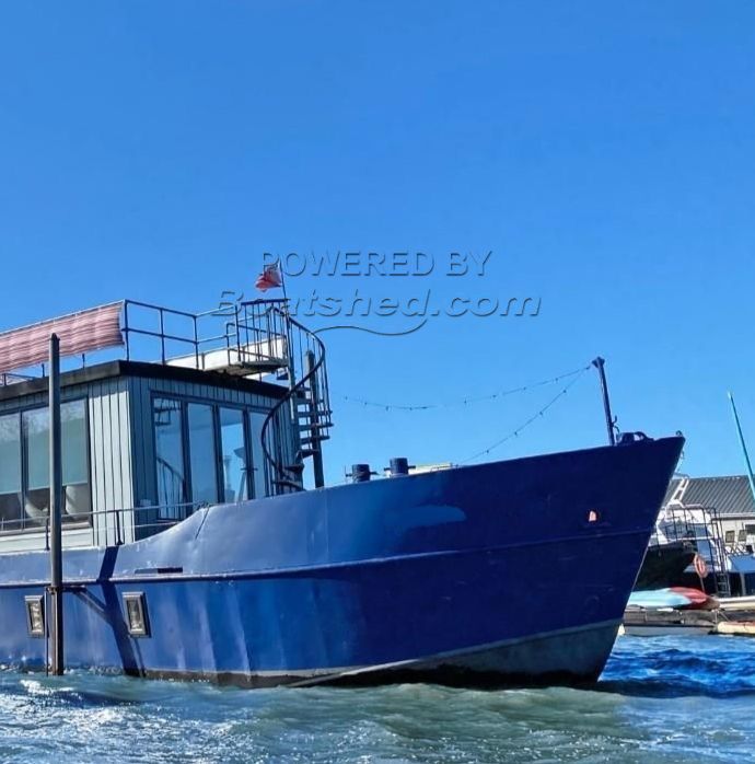 Houseboat 29m
