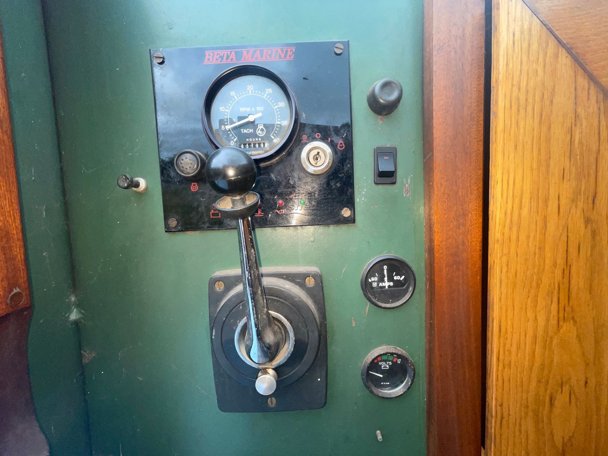 Wide Beam 50 x 10'6 Trad Stern